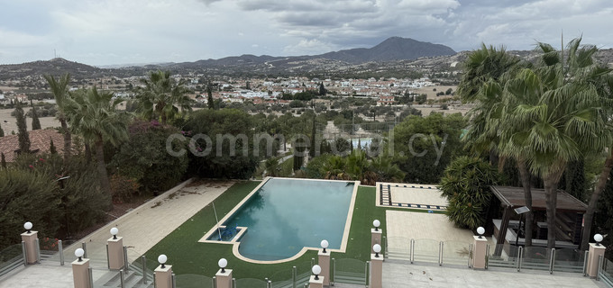 Hotel na sprzedaż w Larnaca