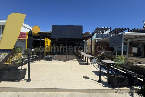 Lokal handlowy do wynajęcia w Paphos