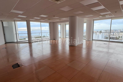 Office to rent in Larnaca