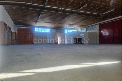 Warehouse to rent in Larnaca