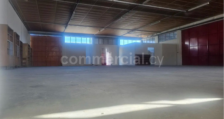 Warehouse to rent in Larnaca