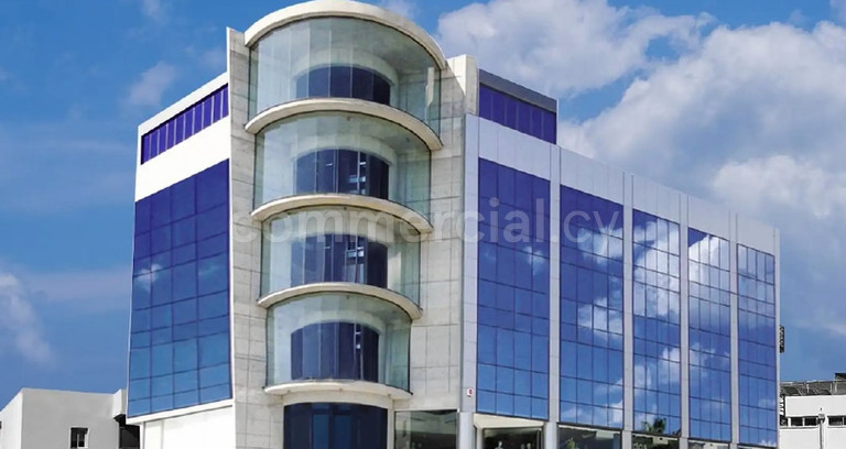 Commercial building to rent in Paphos