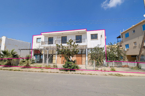 Residential building for sale in Paralimni