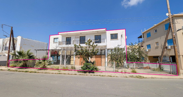 Residential building for sale in Paralimni