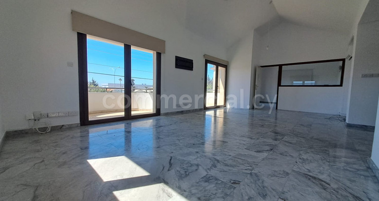 Office to rent in Limassol