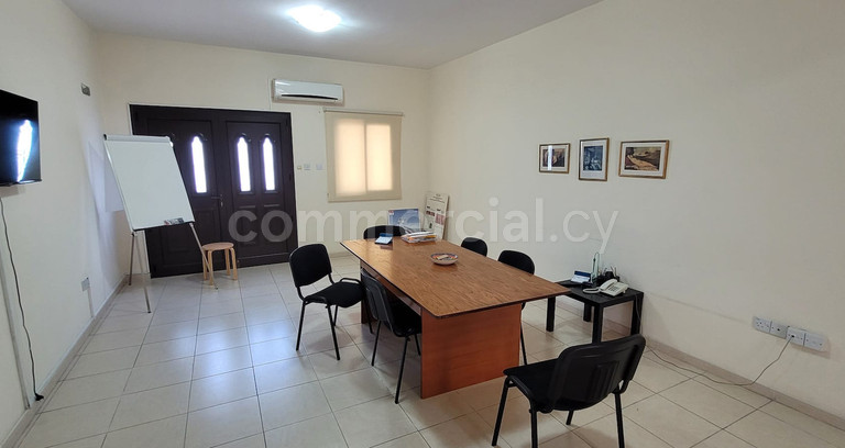 Office to rent in Larnaca