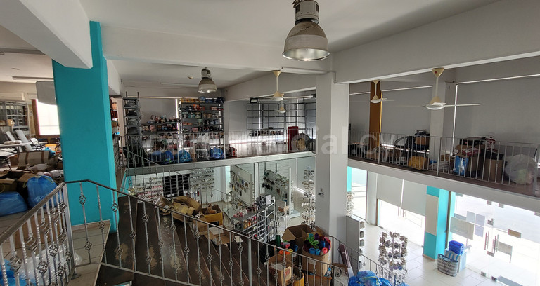 Retail shop to rent in Larnaca