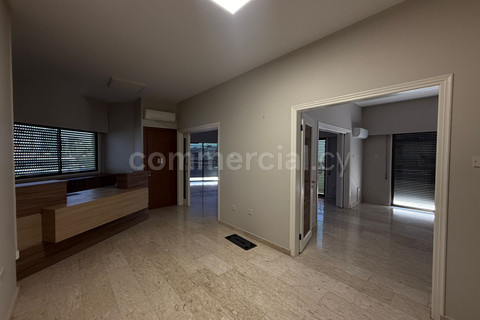 Office to rent in Larnaca