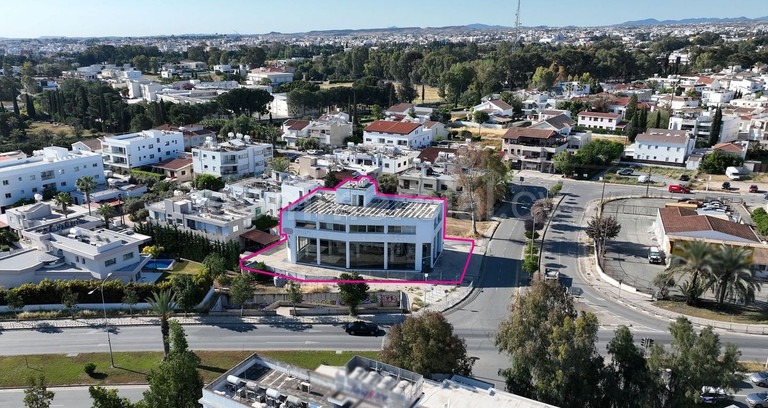 Mixed use building for sale in Nicosia