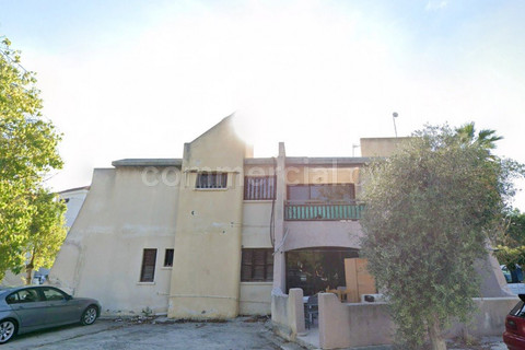 Bâtiment résidentiel à vendre à Paphos
