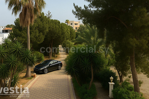 Hotel for sale in Larnaca