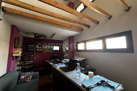 Retail shop for sale in Larnaca