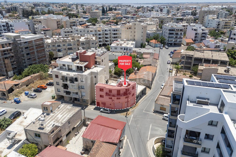 Bostadshus till salu i Larnaca