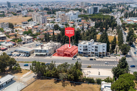 Retail shop for sale in Larnaca