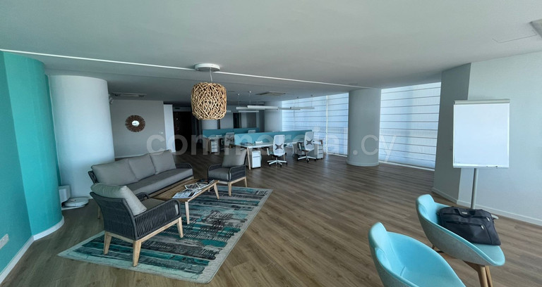 Oficina a la venta en Larnaca