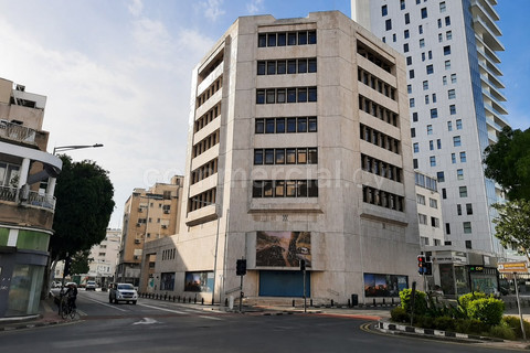 Commercial building for sale in Nicosia