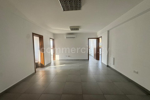 Biuro do wynajęcia w Larnaca