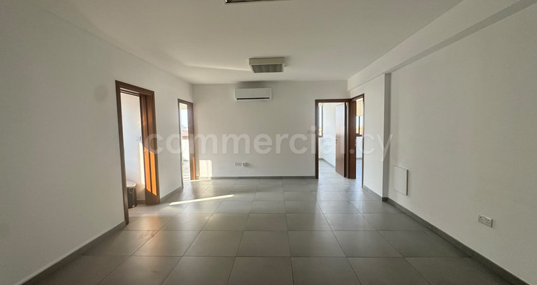 Office to rent in Larnaca
