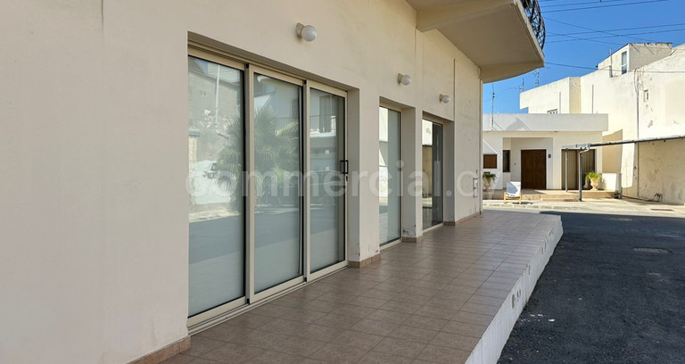 Office to rent in Paralimni