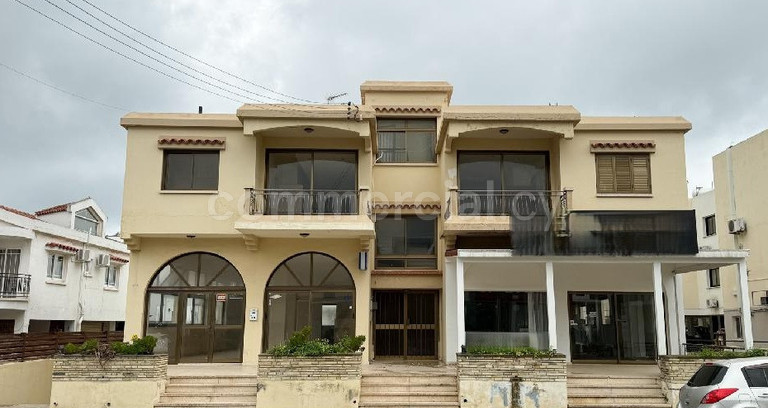 Mixed use building for sale in Larnaca