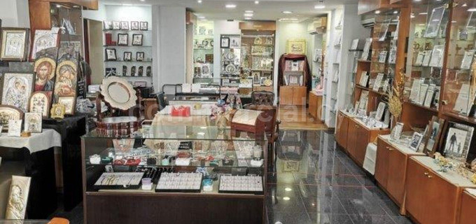 Mixed use building to rent in Limassol
