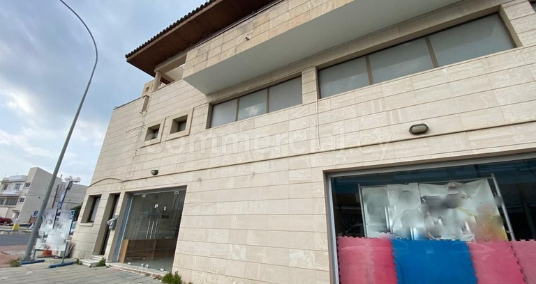 Commercial building for sale in Larnaca