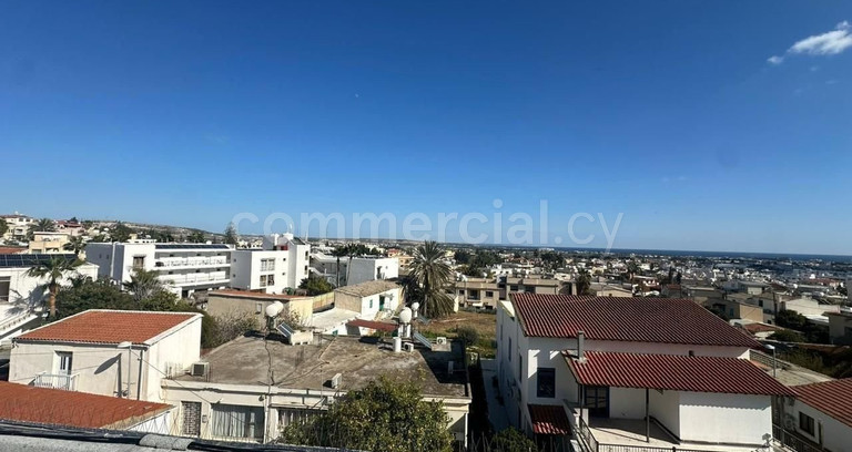 Mixed use building for sale in Larnaca