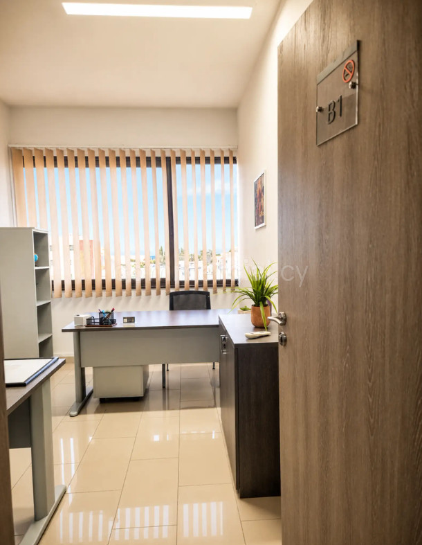 Office to rent in Limassol
