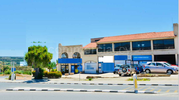 Magasin de détail à vendre à Peyia