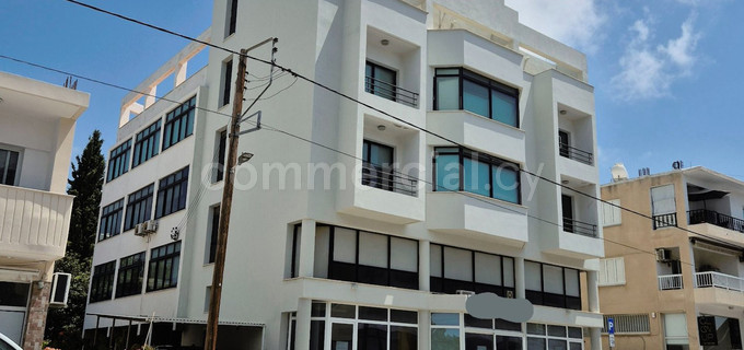 Bâtiment commercial à vendre à Paphos