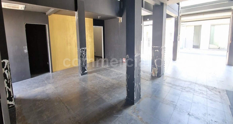 Industrial to rent in Paralimni