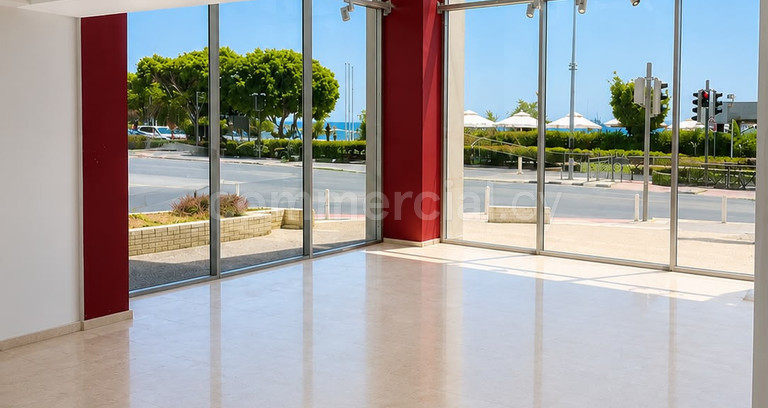 Showroom to rent in Limassol