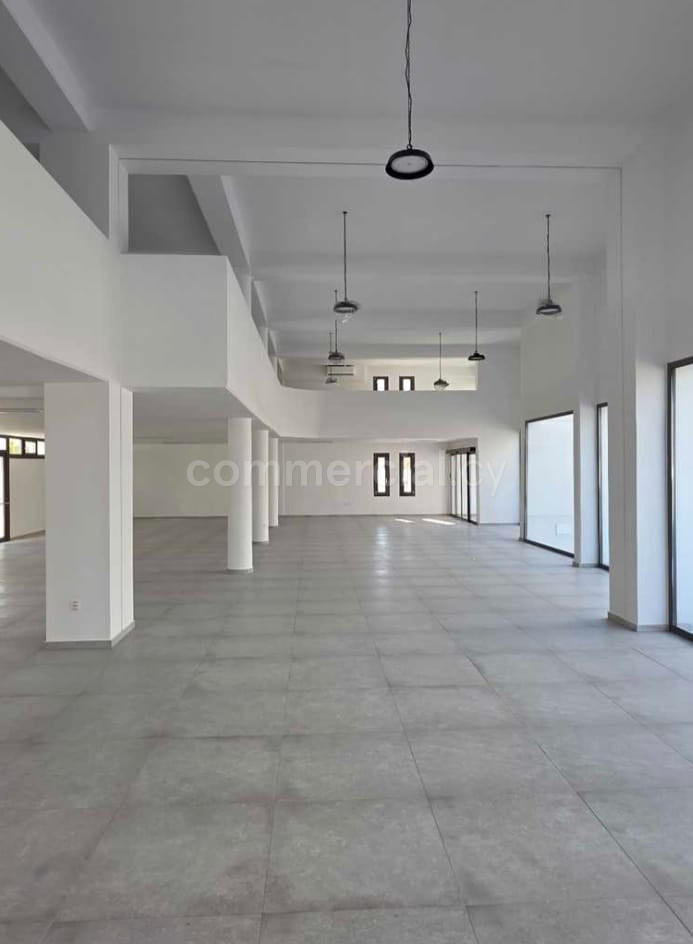 Showroom to rent in Nicosia