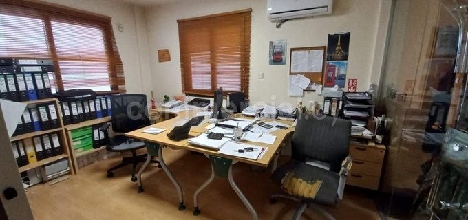 Kontor till salu i Larnaca