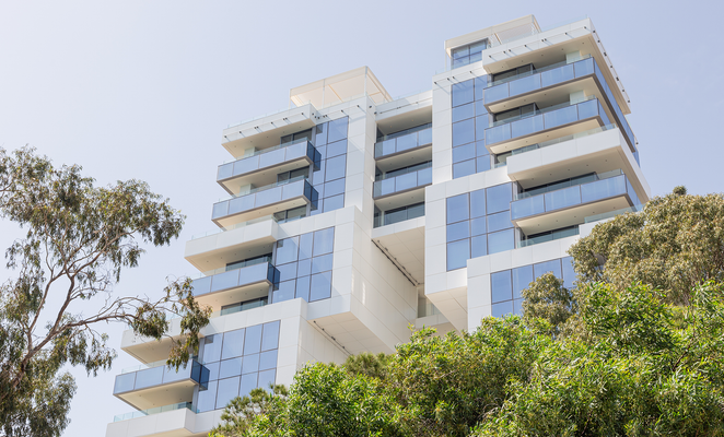 Real estate in Cyprus rises to a 15-year high with record prices and sales