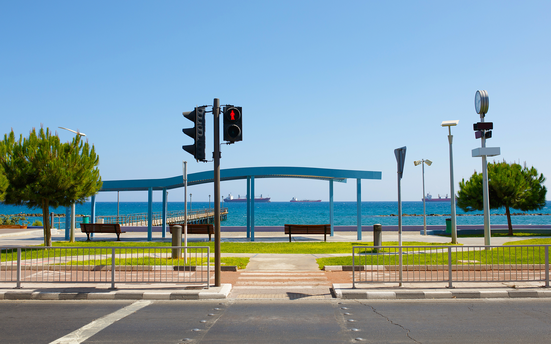 Upgrading traffic control in Nicosia and Limassol with smart lights