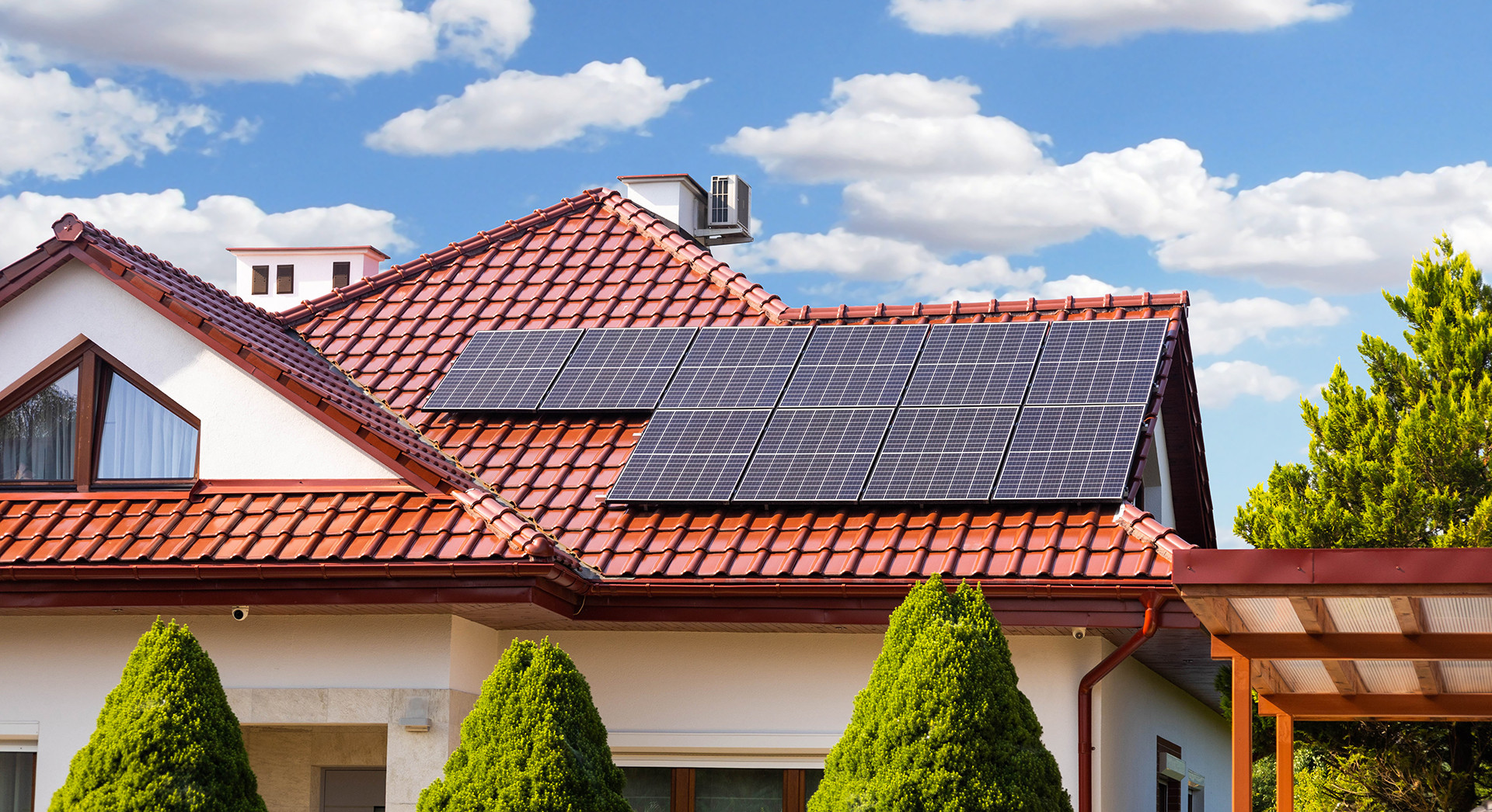 Residential solar system sponsorship program