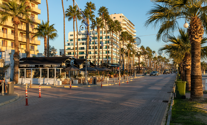 Foreign nationals boost Larnaca hotel occupancy to nearly full capacity