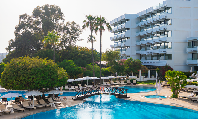 Progress in hotel industry labor talks