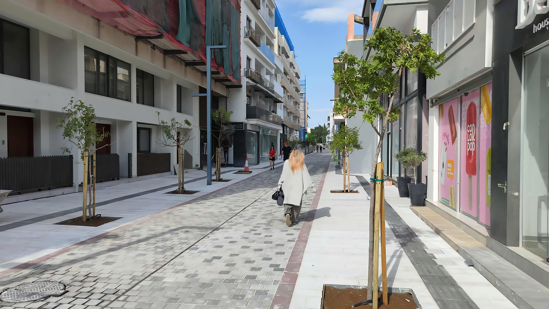 Larnaca prepares for festive season with renovated Ermou Street