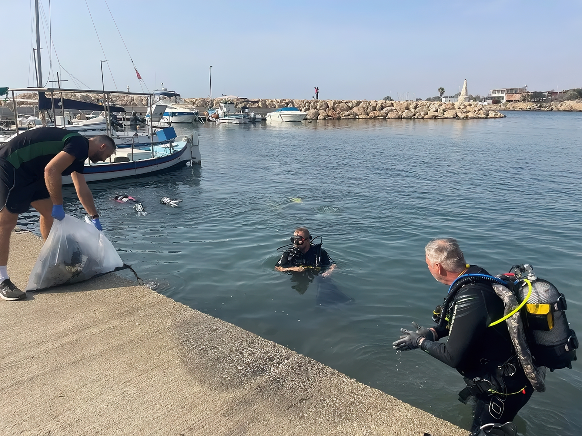 Community unites for two-day coastal clean-up in Dhekelia