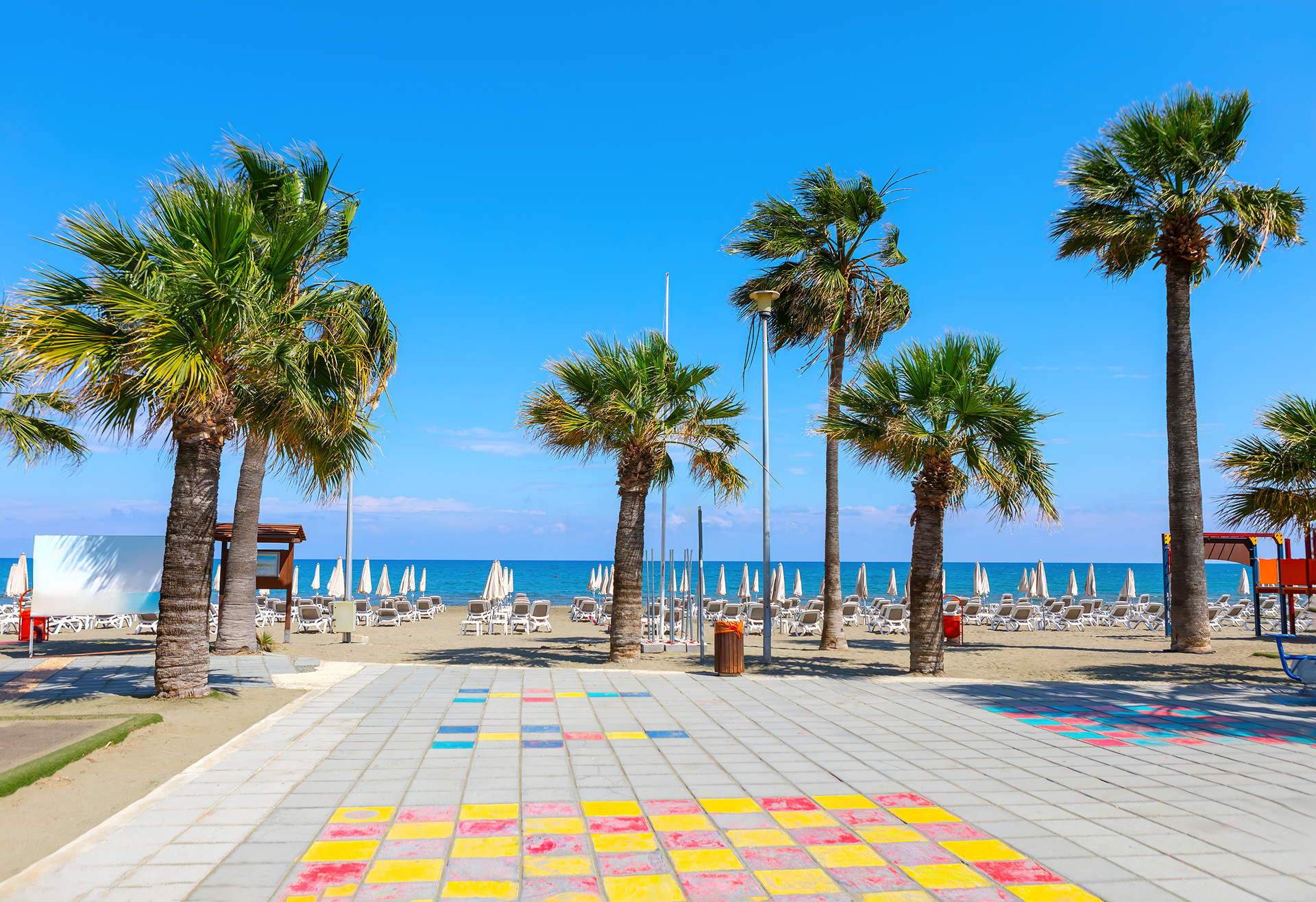 New solar-powered lighting to brighten Larnaca coastline