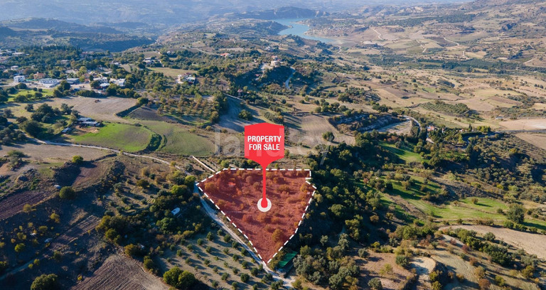 Terrain résidentiel à vendre à Paphos