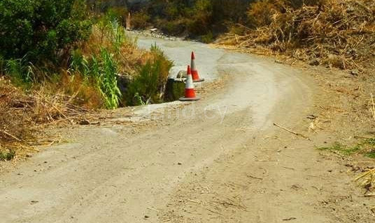 Fält avsett för boende till salu i Nicosia