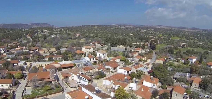 Landwirtschaftliches Baugebiet in Limassol zu verkaufen