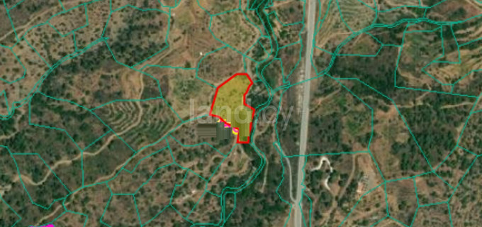 Сельскохозяйственное поле на продажу в Лимассол