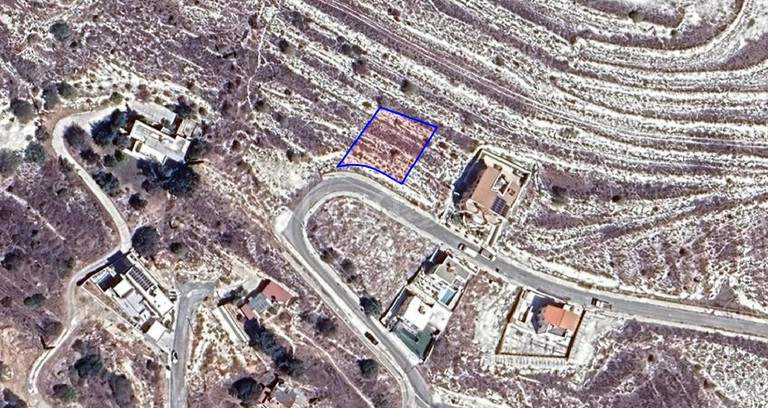 Жилой участок на продажу в Пафос