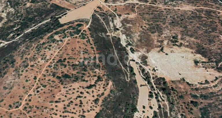 Campo a la venta en Limassol