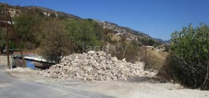 Fält avsett för boende till salu i Paphos