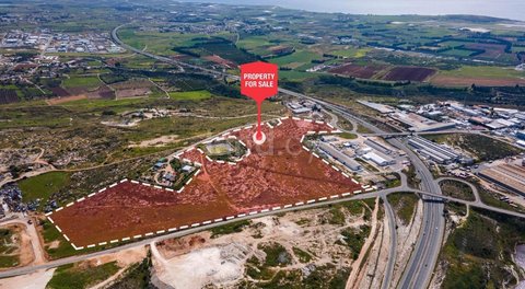 Industrial field for sale in Paphos